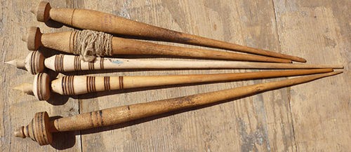 Пословицы про веретено