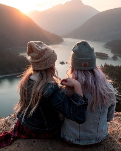 Пословицы про подруг 