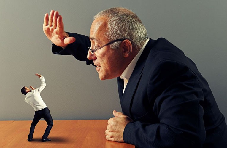 Пословицы про унижение 