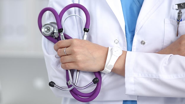 Пословицы про врача