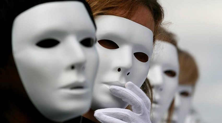 Пословицы про лицемерие